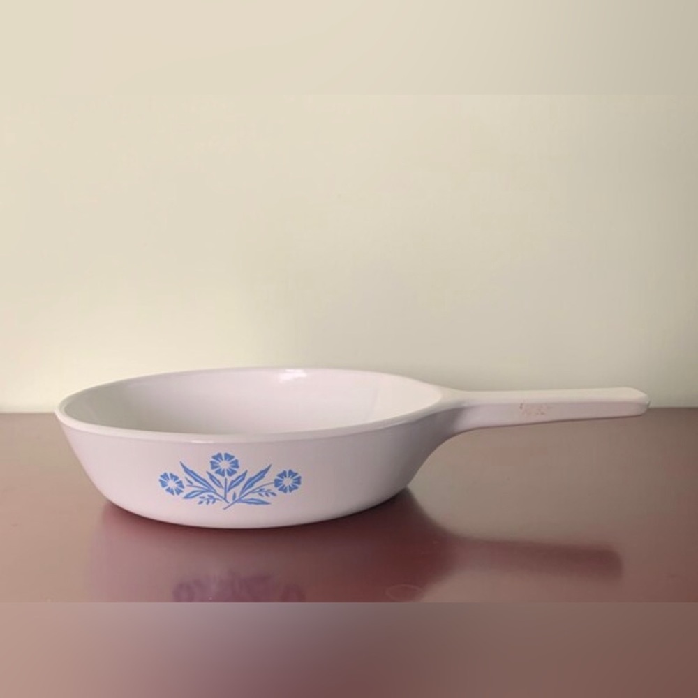 cornflower Blue corningware mini frying pan - p-83-b 12 hard to find … - Picture 1 of 3